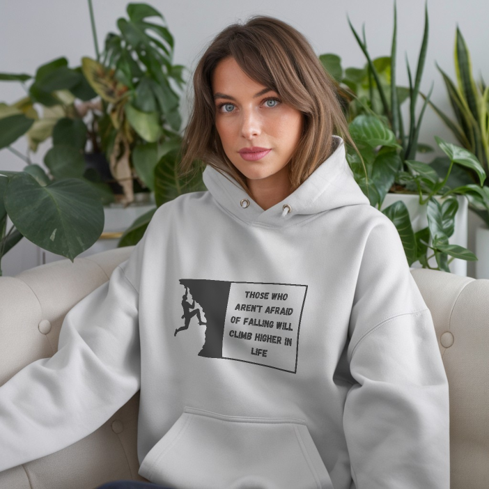 Hoodie „Climb Higher“ – Motivation | Abenteuer, Minimalistisches Design | Unisex, Kapuze, Langarm