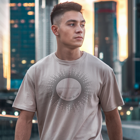Hustle in Silence T-Shirt – Motivationsshirt | Erfolg, Mindset, Fokus | Minimalistisches Design | Inspirierendes Shirt | Unisex T-Shirt